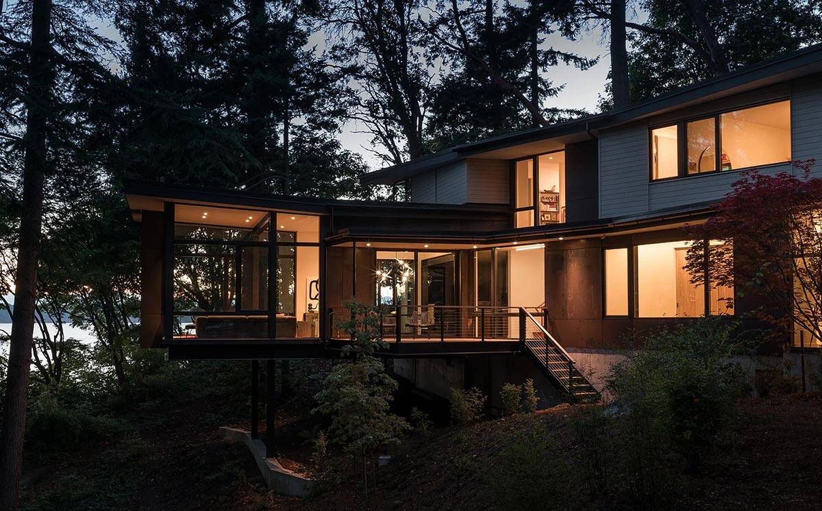 tree house modern exterior at dusk