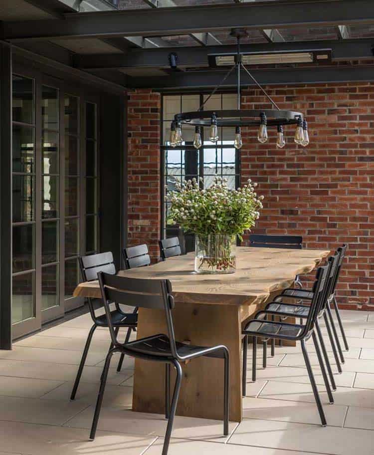 modern-tudor-home-patio