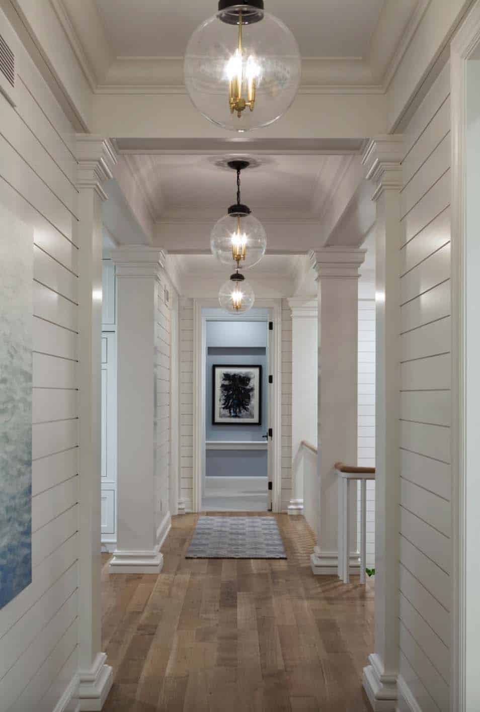 beach-style-hallway