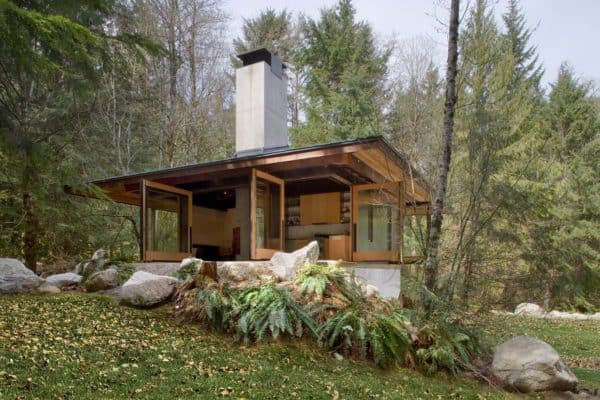 featured posts image for Tiny cabin retreat in the woods of Washington inspires inner peace