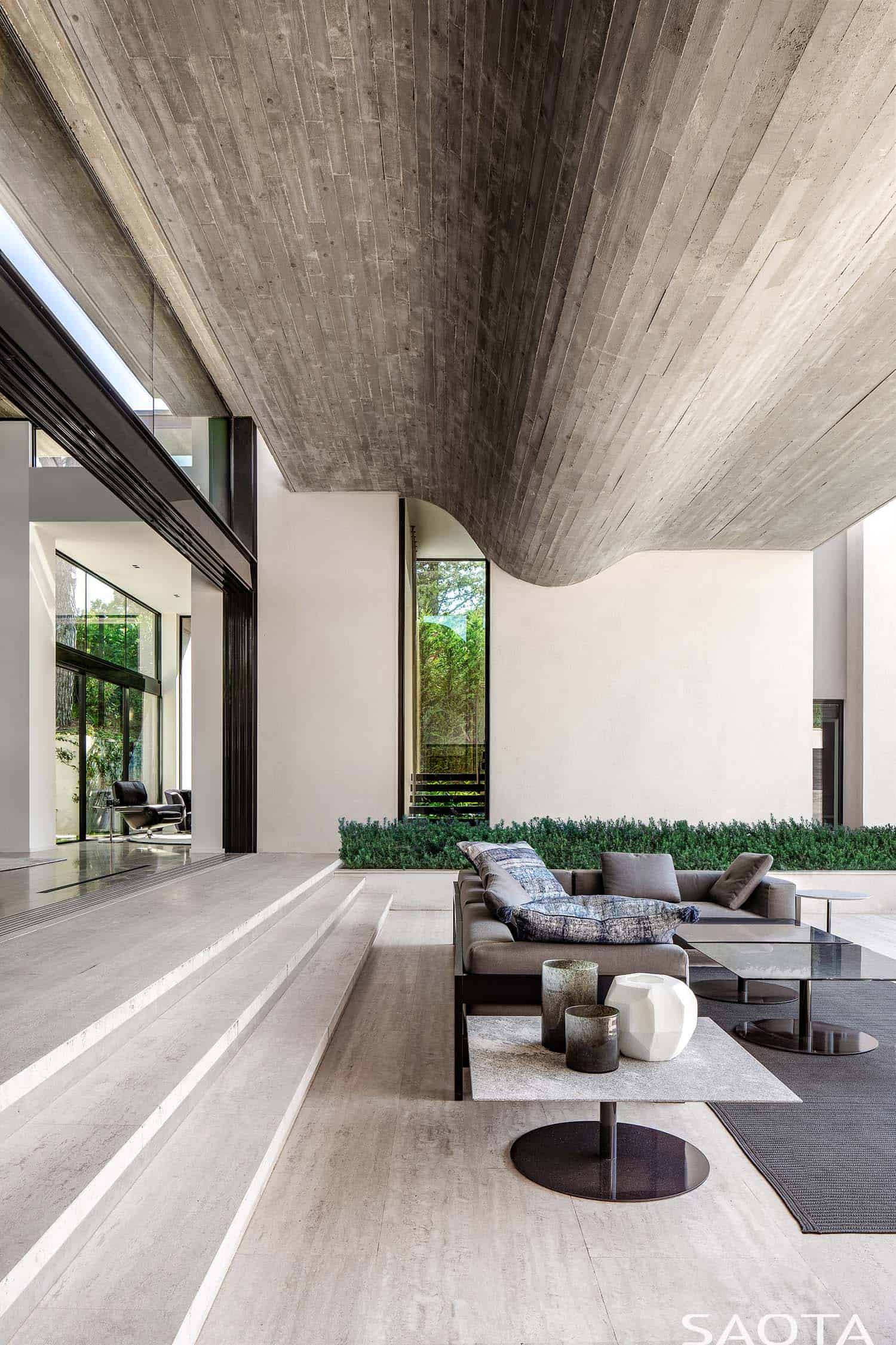 contemporary-living-room