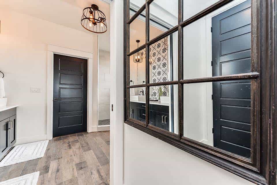 modern-farmhouse-hall