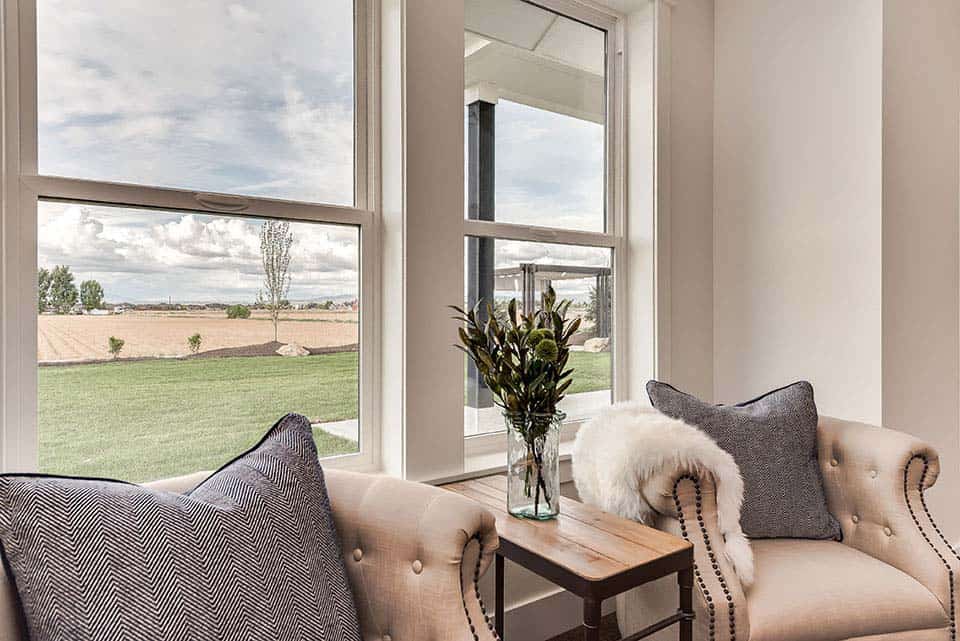 modern-farmhouse-bedroom