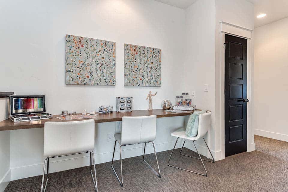 modern-farmhouse-home-office