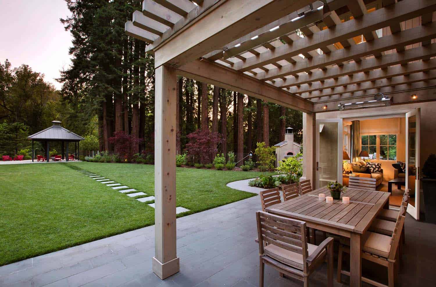 transitional-patio