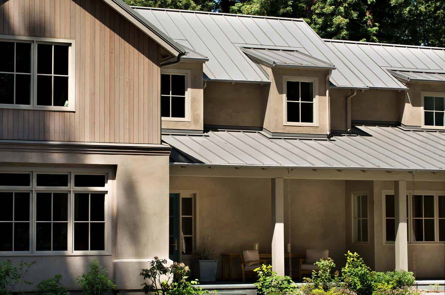 modern-farmhouse-style-exterior