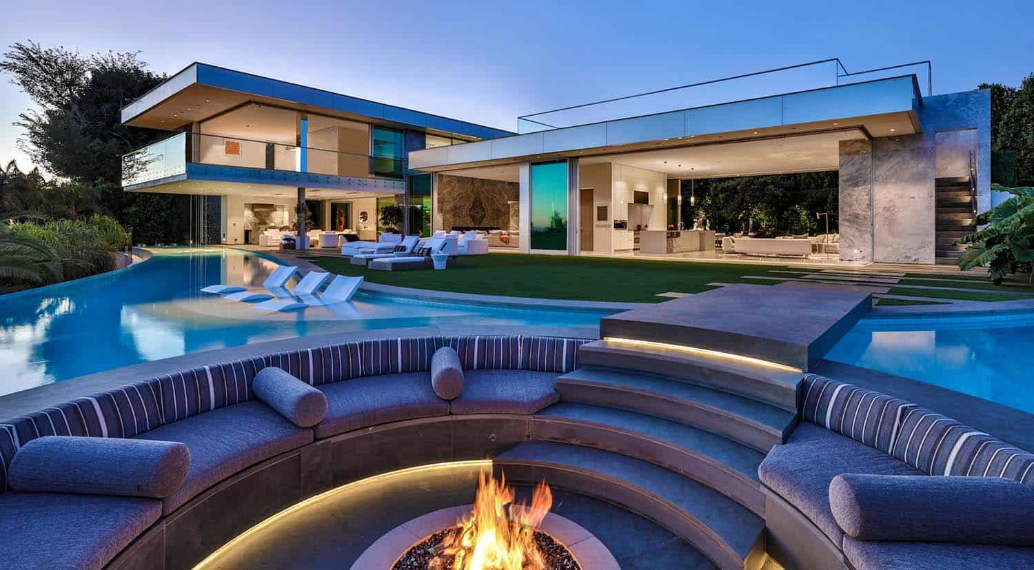 modern-home-sunken-fire-pit