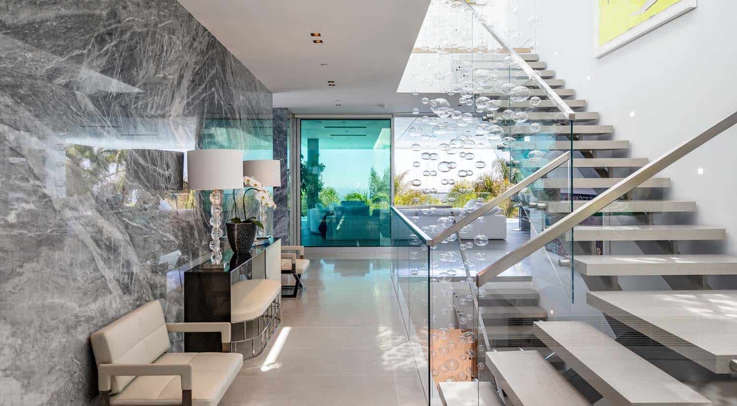 modern-entry-staircase