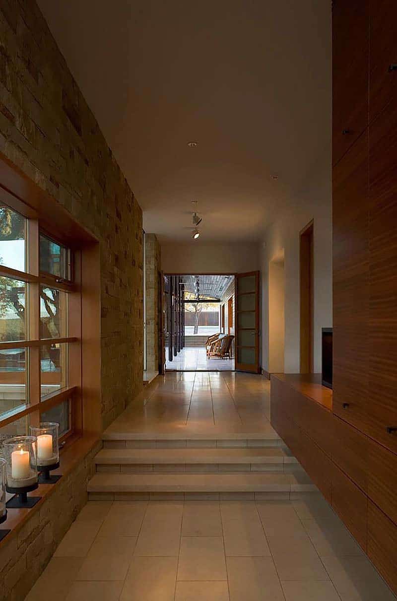 contemporary-hall