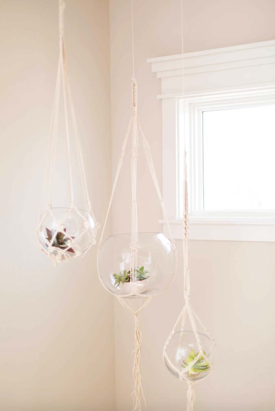 scandinavian-bedroom-hanging-terrarium