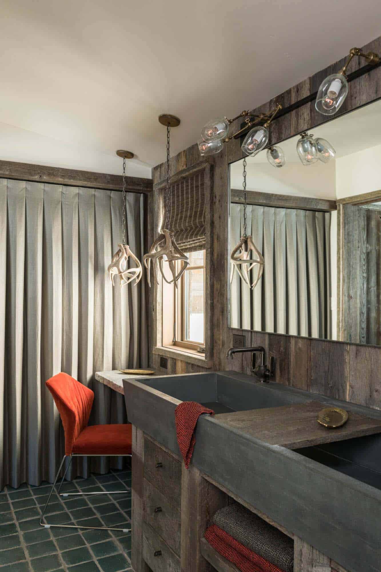 guest-house-rustic-bathroom