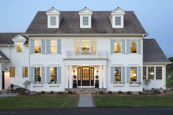 featured posts image for Inside a Serene, Inviting Colonial Style Home in The Midwest