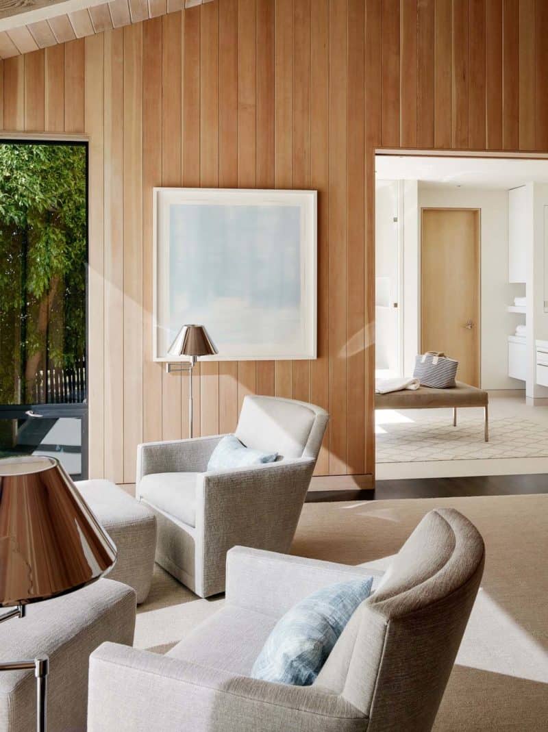 Sea Ranch retreat perched on a jagged cliff with sweeping Pacific Ocean ...