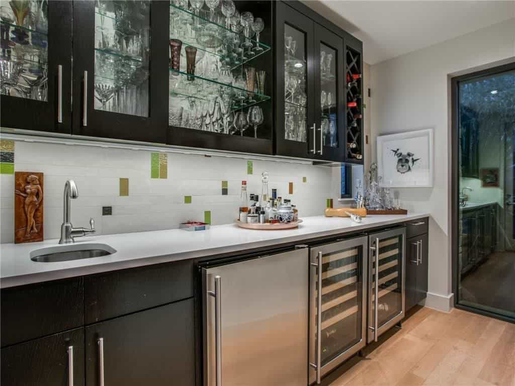 modern-farmhouse-contemporary-kitchen