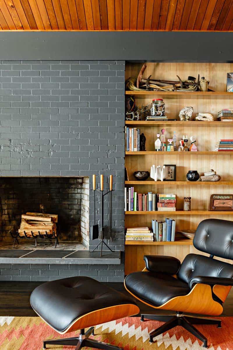 midcentury-modern-living-room-fireplace