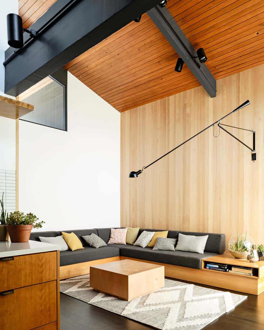 midcentury-modern-living-room