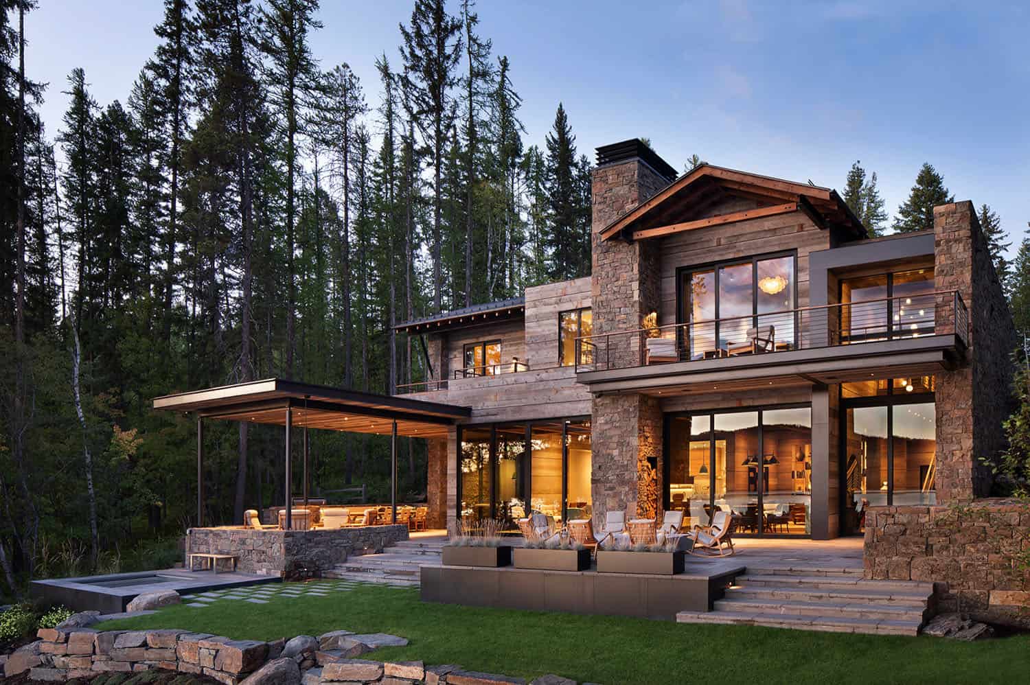 mountain-modern-lake-house-exterior