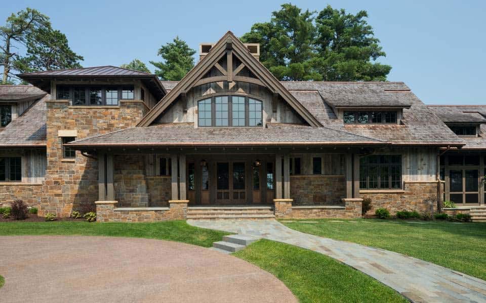 northern-wisconsin-rustic-cabin-retreat-exterior
