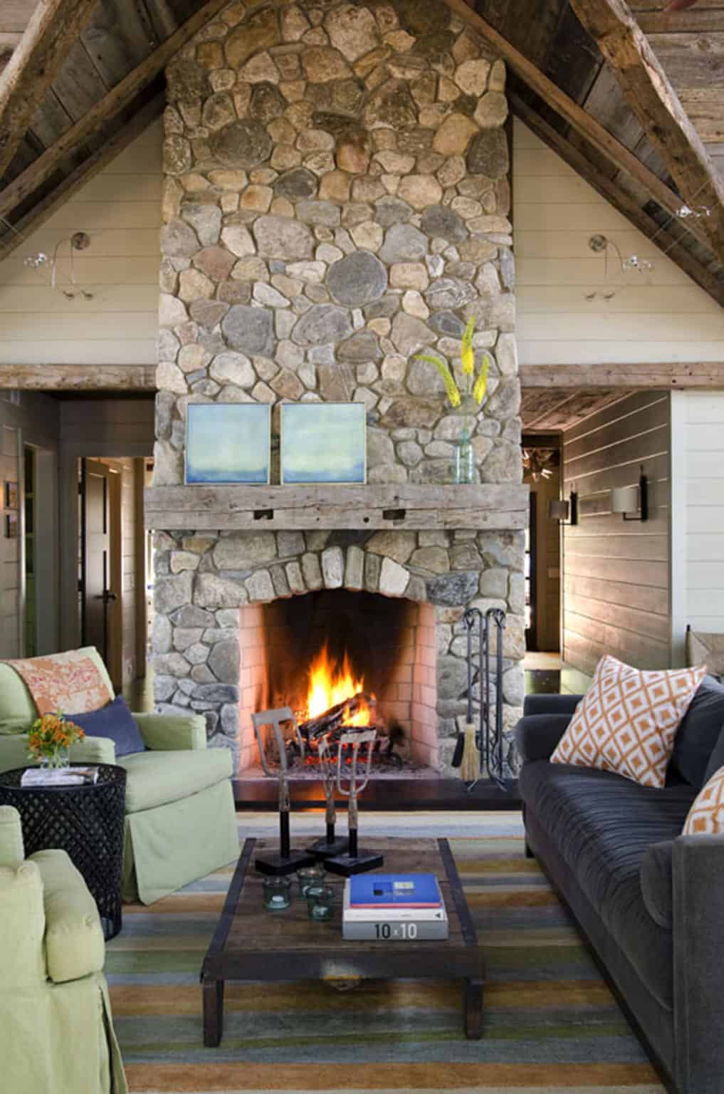 Gorgeous lakeside getaway in Maine designed to feel like a summer camp