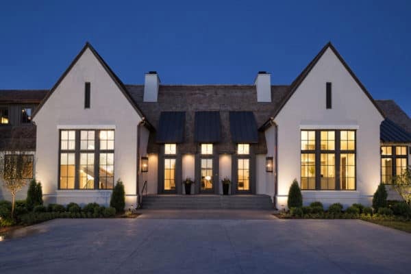 featured posts image for English Tudor style home in Minnesota with a stunning modern twist