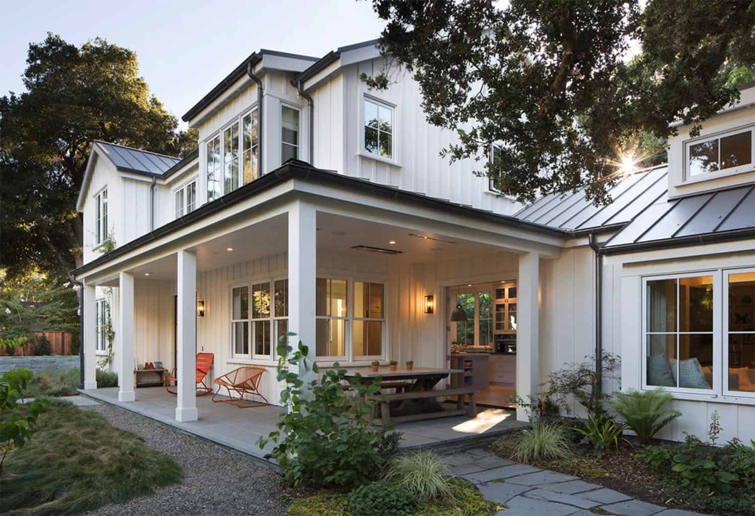 residence-farmhouse-porch