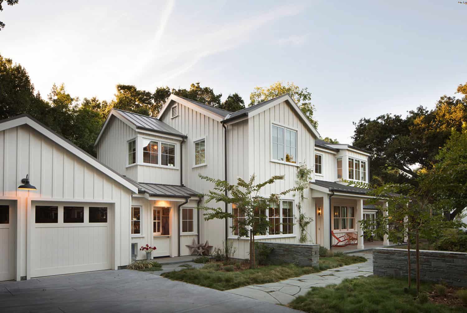 residence-farmhouse-exterior