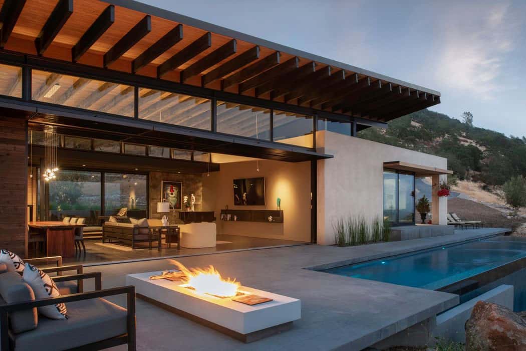 modern-home-patio