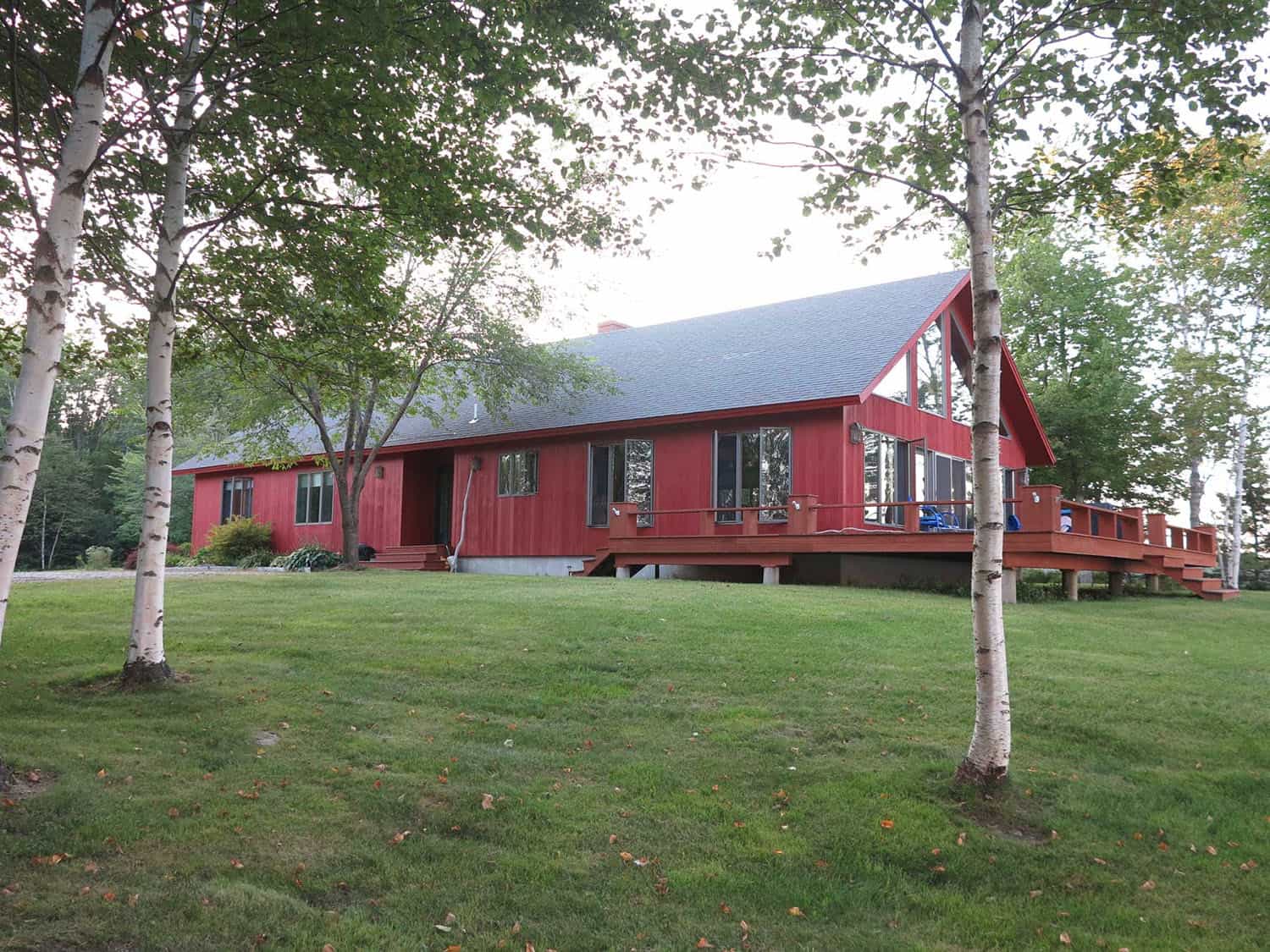 seaside-home-exterior-before-remodel