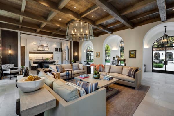 featured posts image for Spanish Colonial style estate in California with warm and inviting interiors