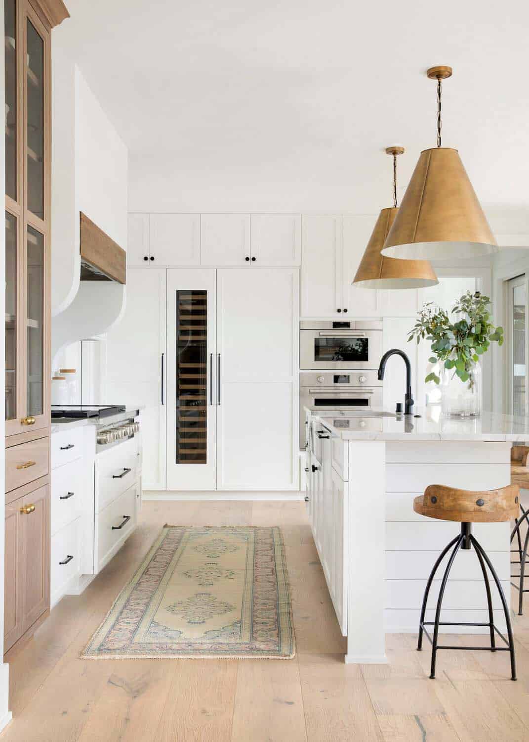 modern-farmhouse-kitchen