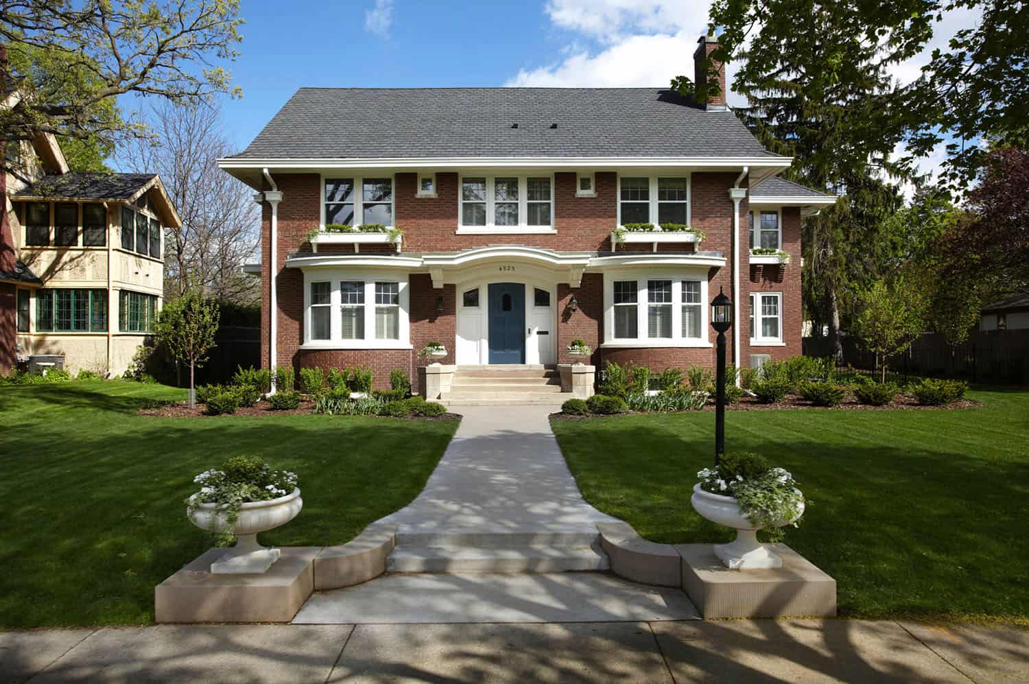 georgian-style-traditional-exterior