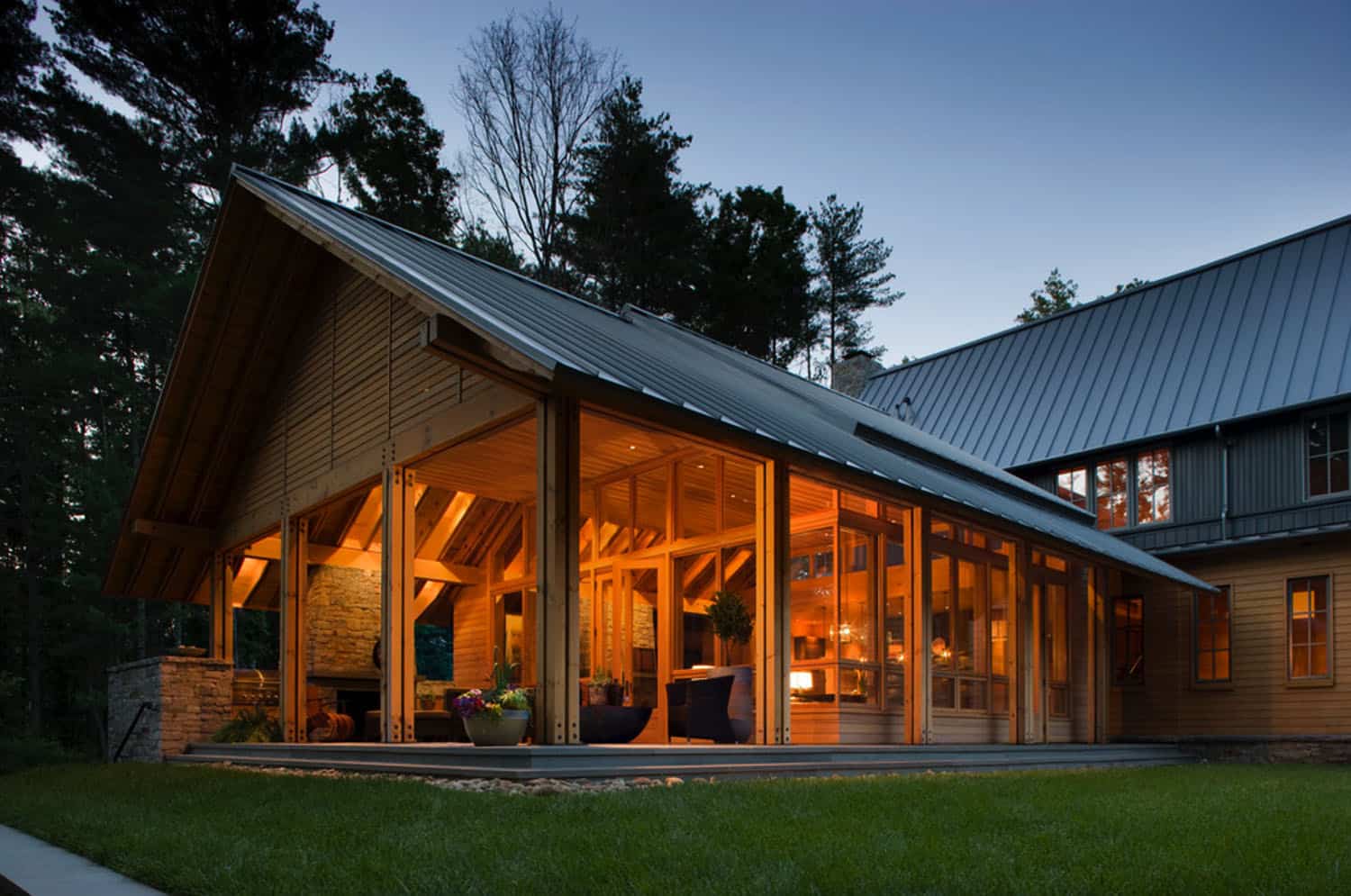 residence-transitional-exterior