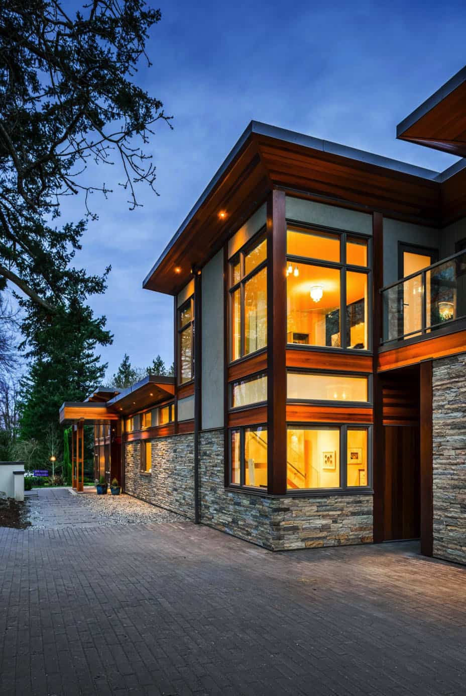 west-coast-modern-home-exterior