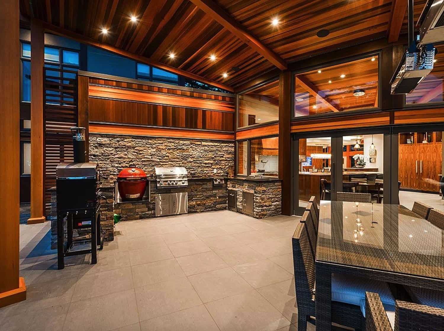 contemporary-home-patio