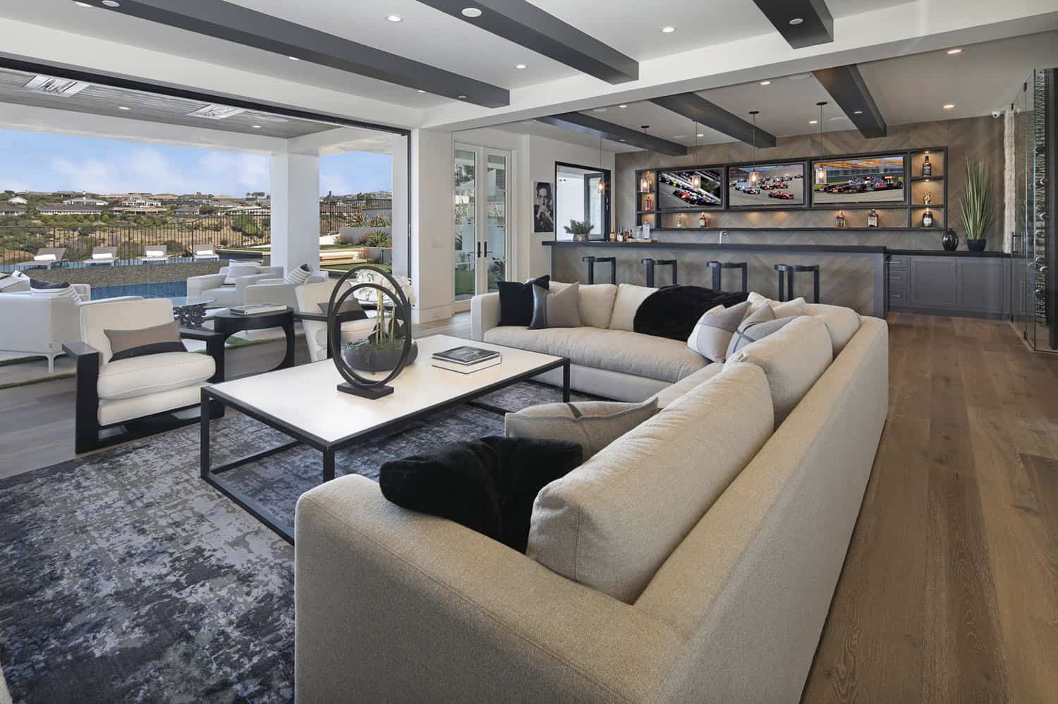 beach-style-living-room