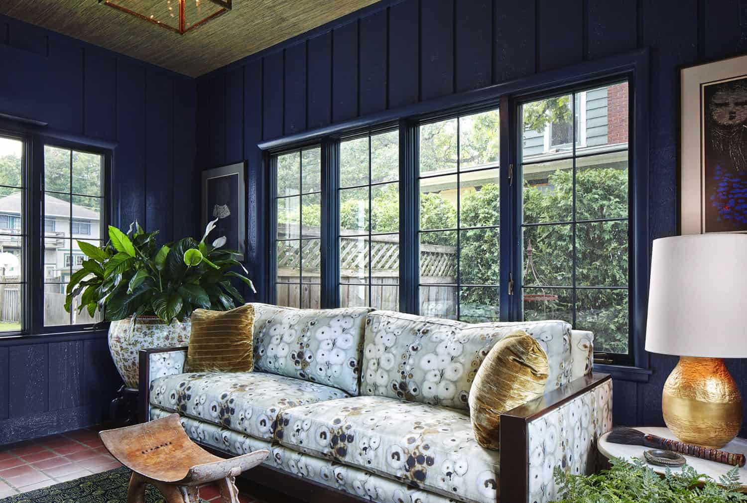 tudor-traditional-porch