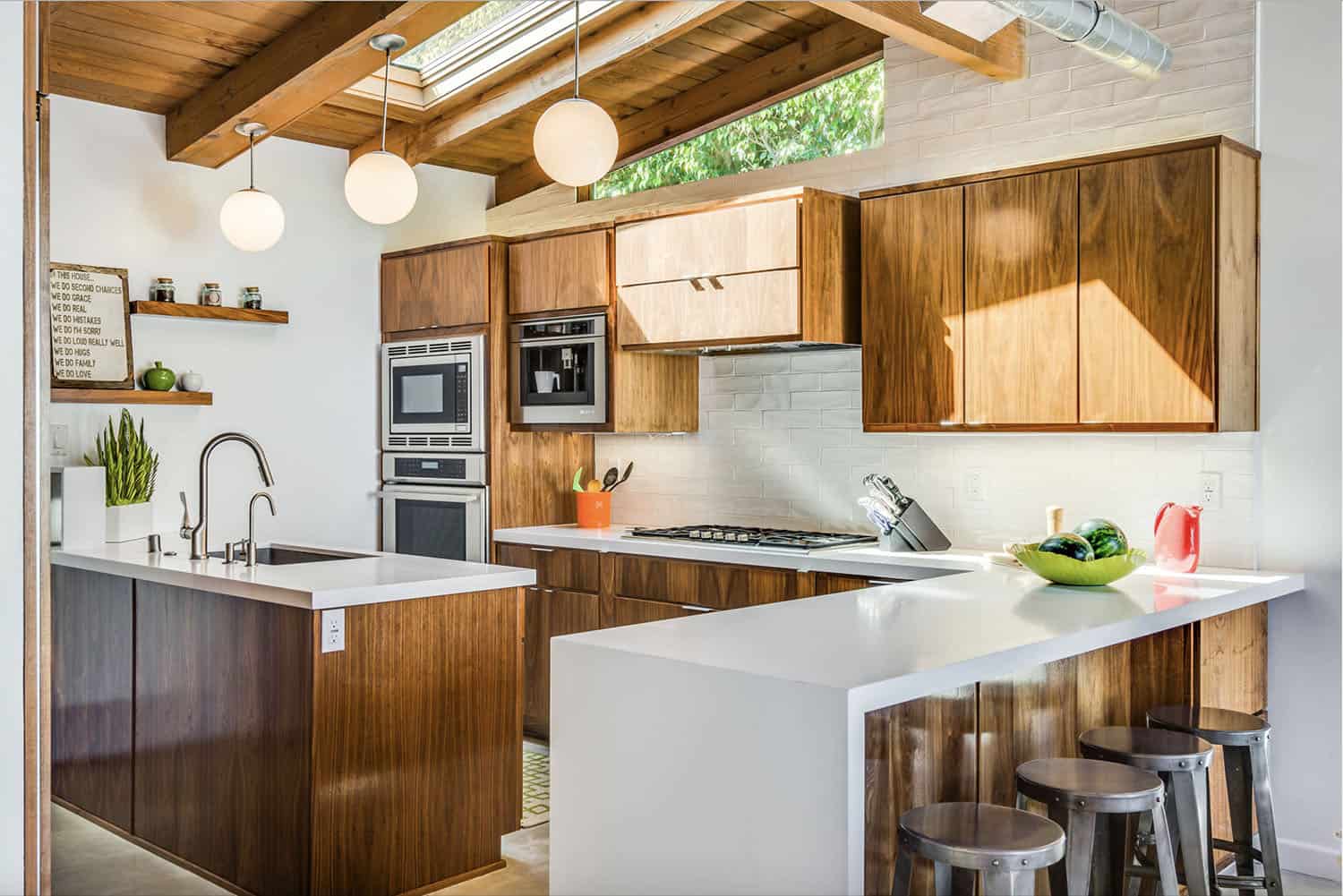 midcentury-modern-kitchen