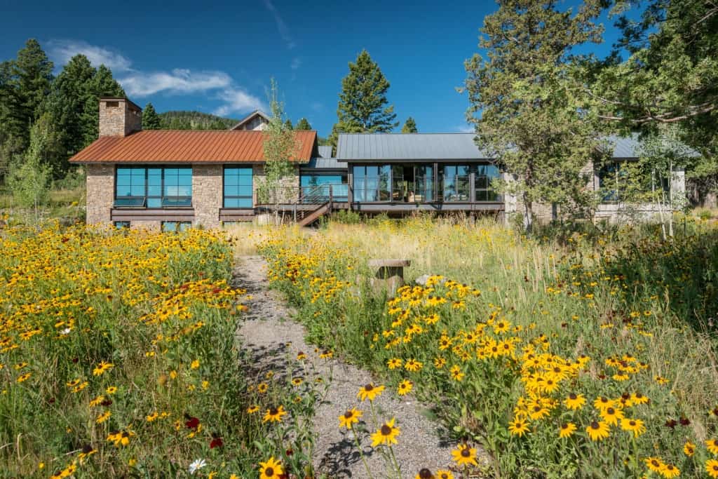 rustic-ranch-house-exterior