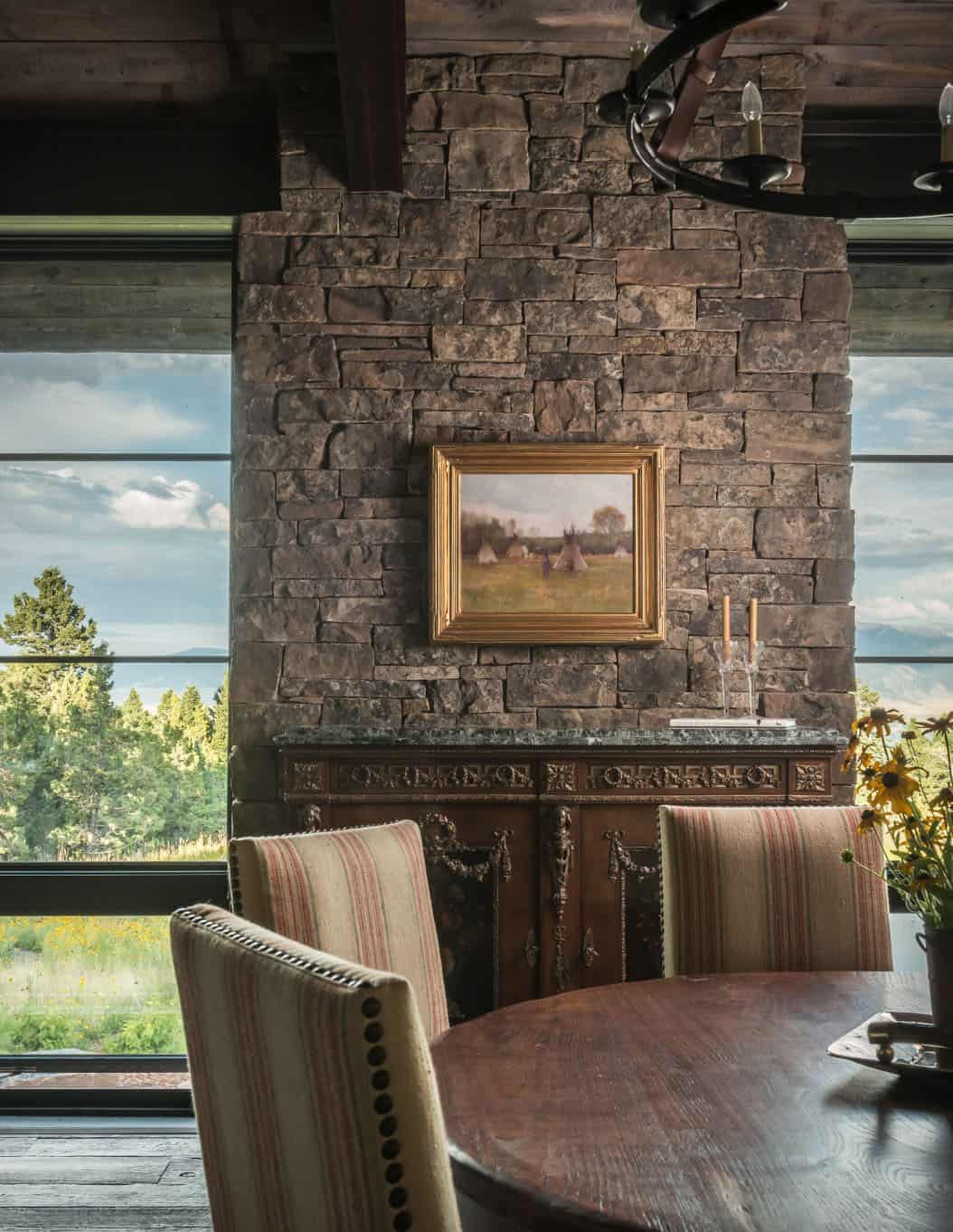 rustic-ranch-dining-room