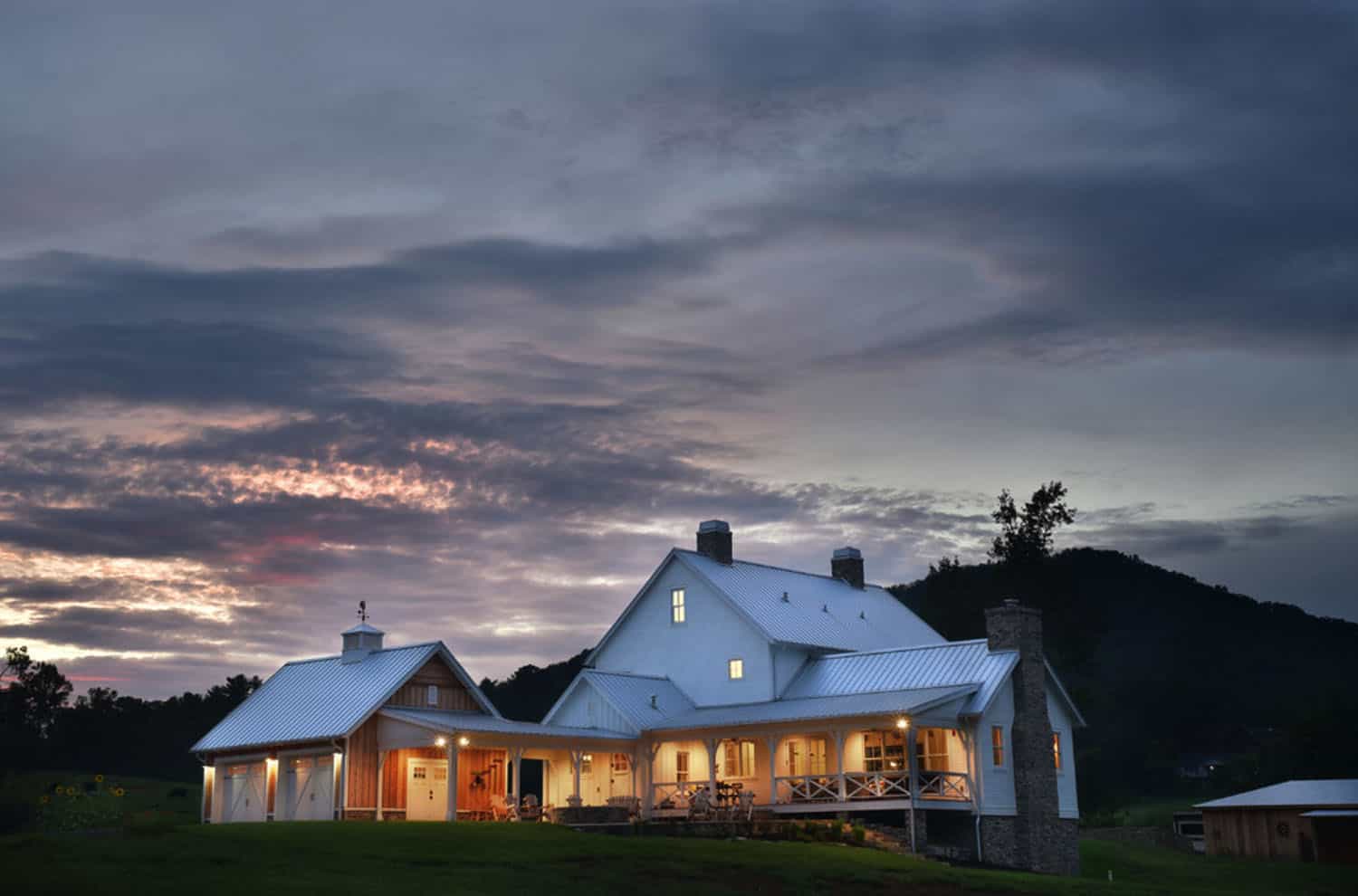 mountain-farmhouse-exterior