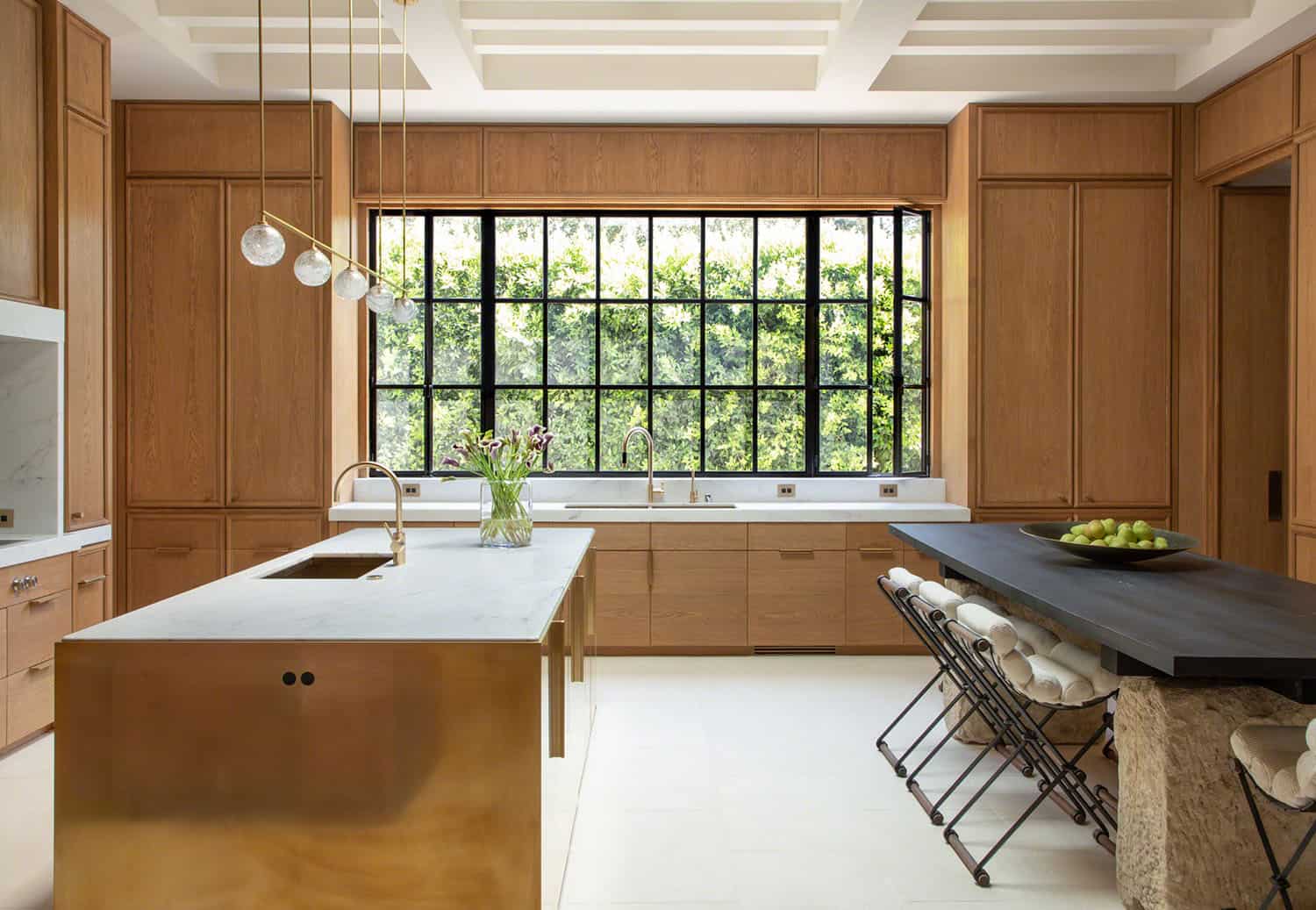 spanish-colonial-style-kitchen