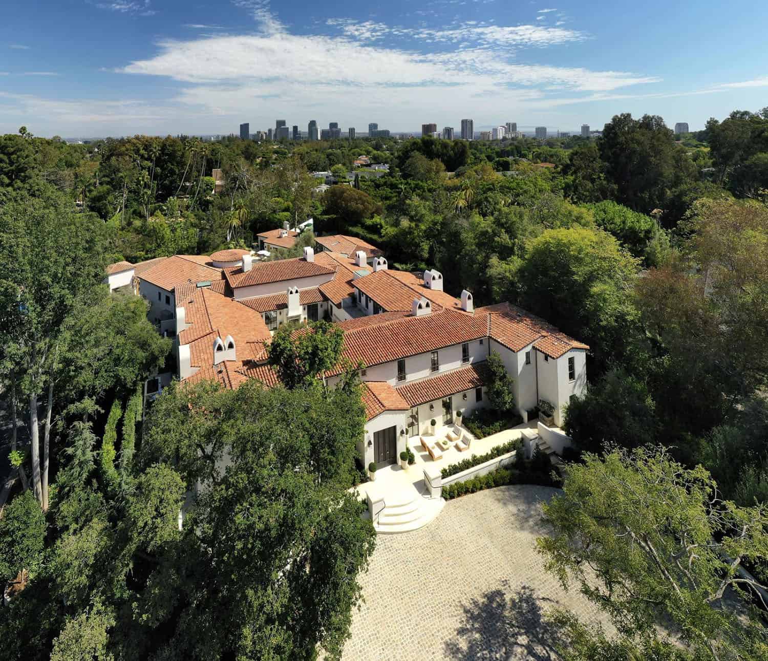 spanish-colonial-style-home-exterior