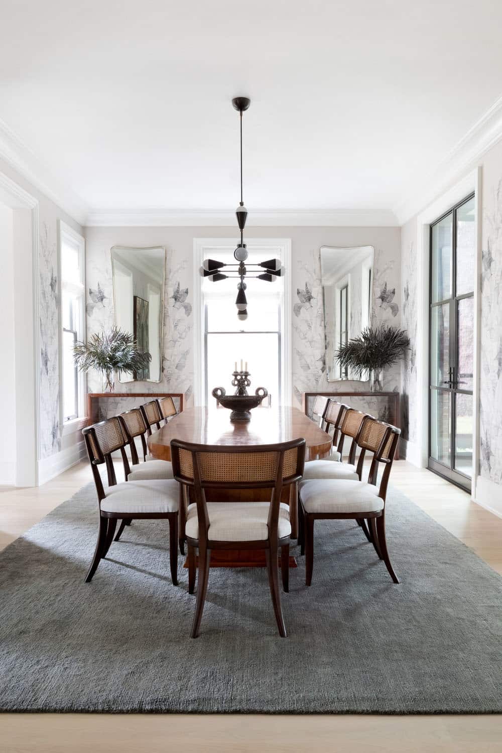 victorian-transitional-dining-room