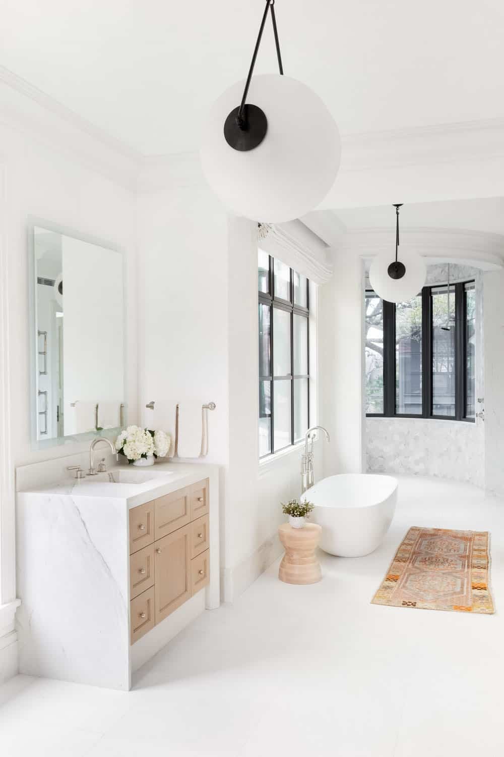 victorian-transitional-bathroom