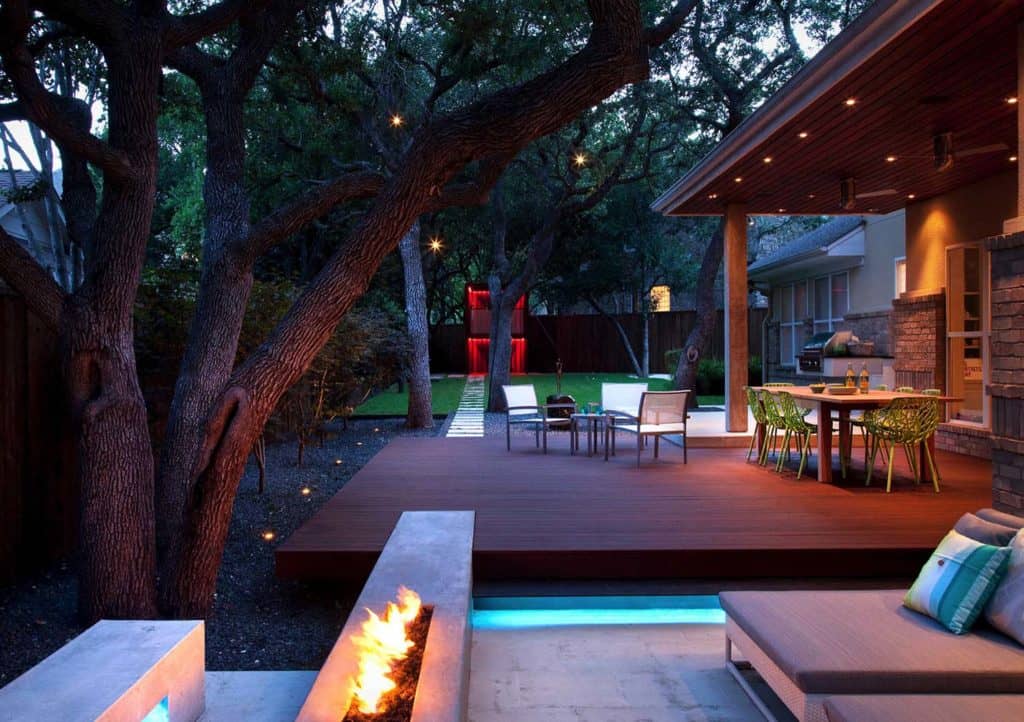 25+ Amazing Ideas For Creating An Outdoor Deck For Entertaining