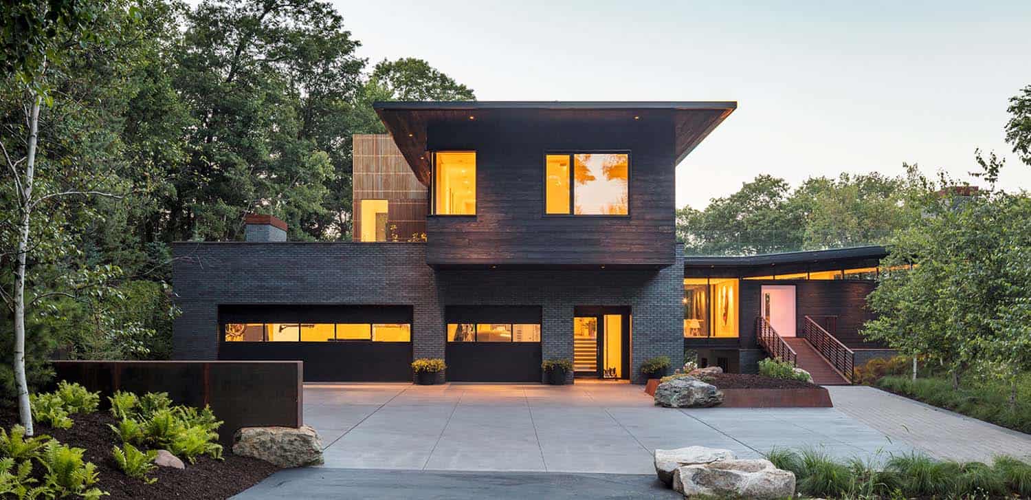 modern-lakefront-home-exterior