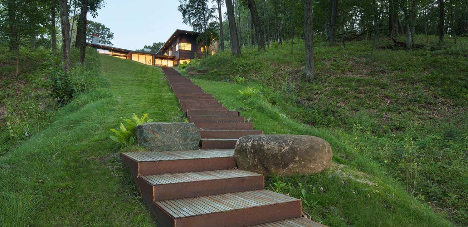 modern-lakefront-home-hillside-staircase