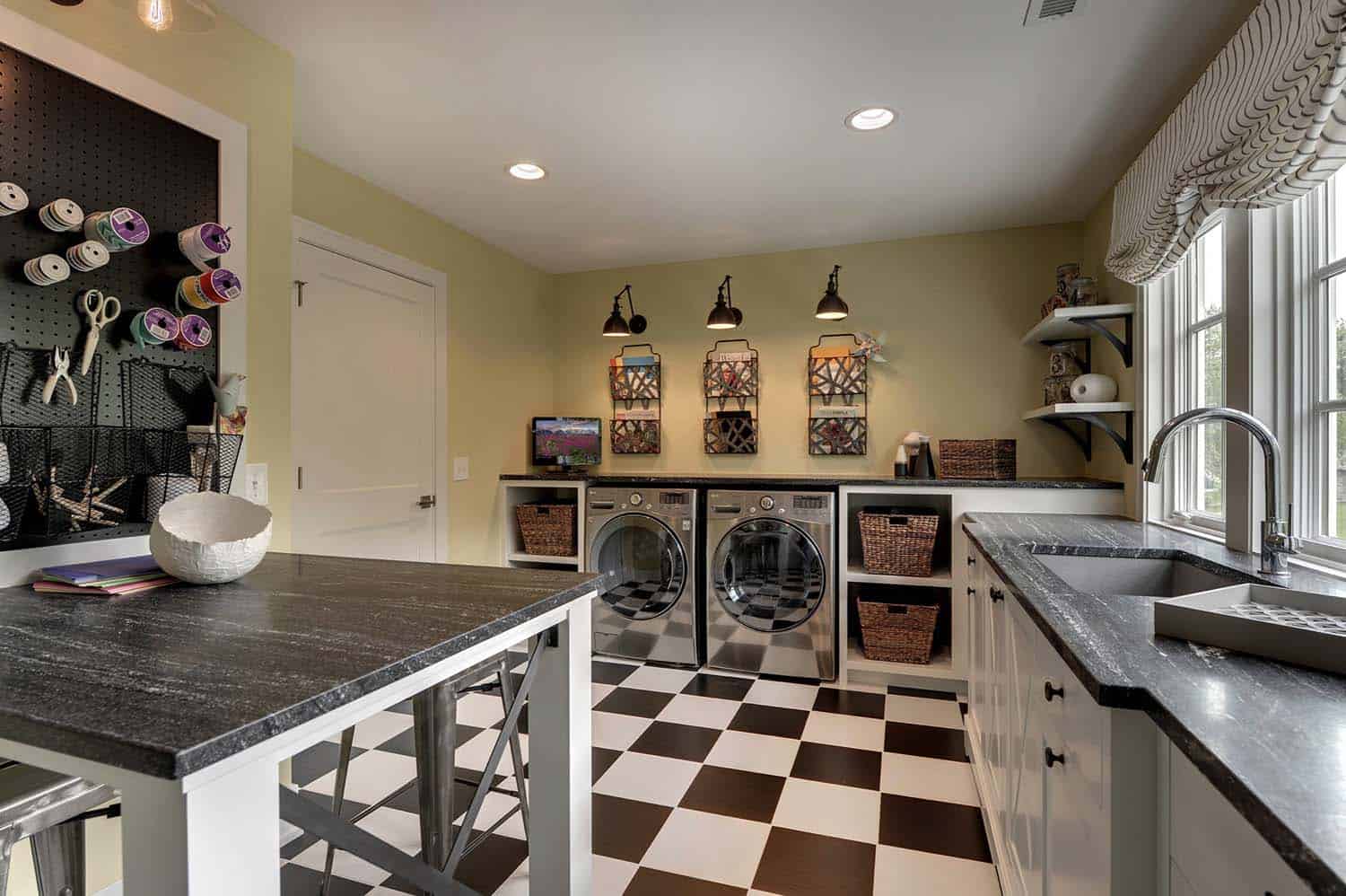 multifunctional-laundry-room-ideas