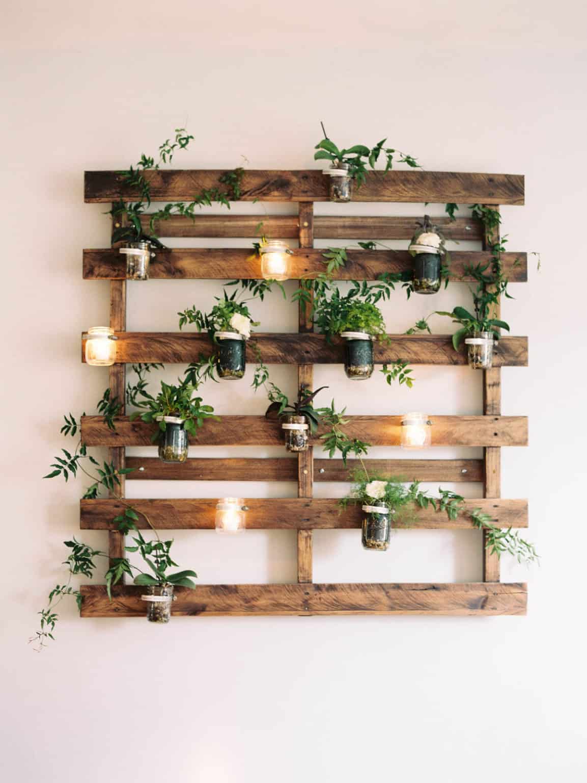 21 Spectacular Recycled Wood Pallet Garden Ideas To DIY