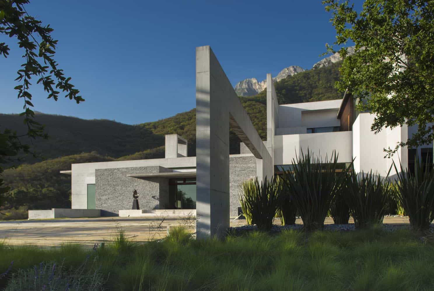 modern-home-exterior